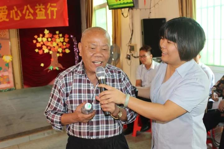 陪伴，是最长情的告白——德利丰家居爱心公益(图6)