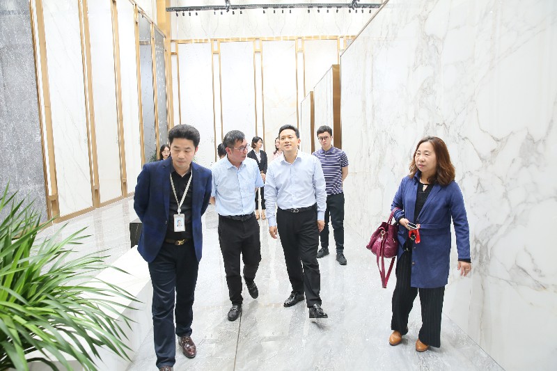 中建装配设计院温啟彬院长一行莅临金牌企业,(图3) 中建装配设计院温啟彬院长一行莅临金牌企业,(图3)