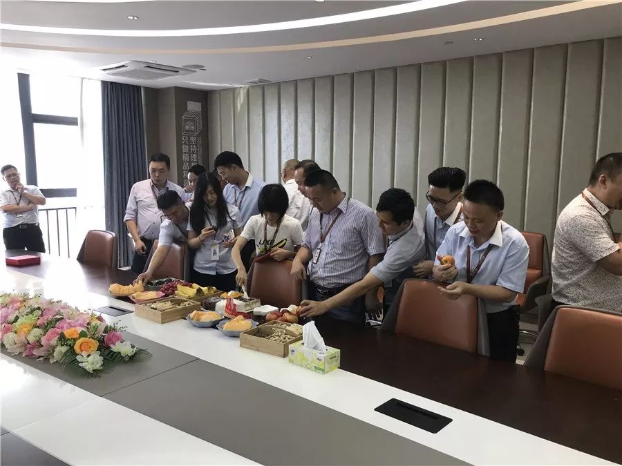 7月生日会—愿你被这个世界温柔对待