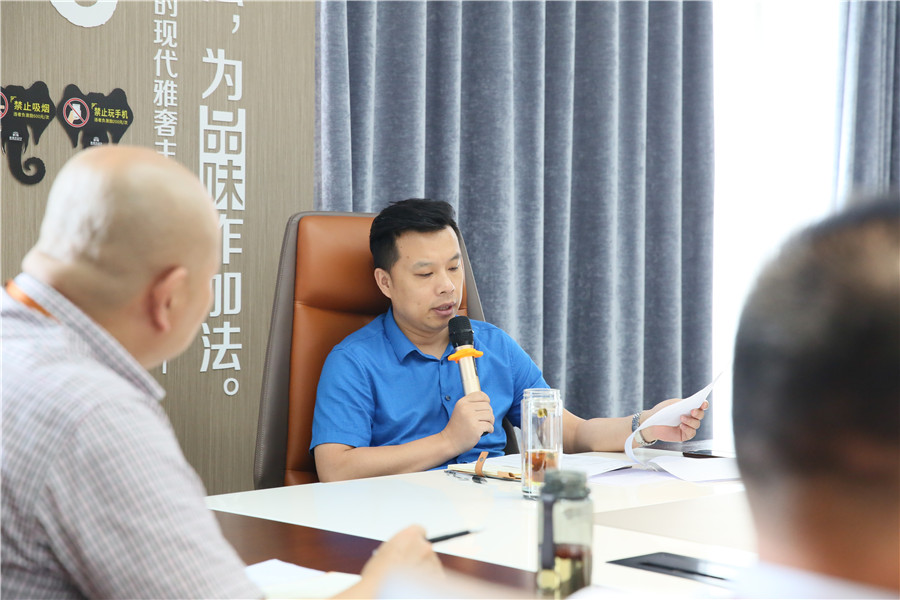 创新突围 势达目标——德利丰家居7月总结会圆满(图8) 创新突围 势达目标——德利丰家居7月总结会圆满(图8)