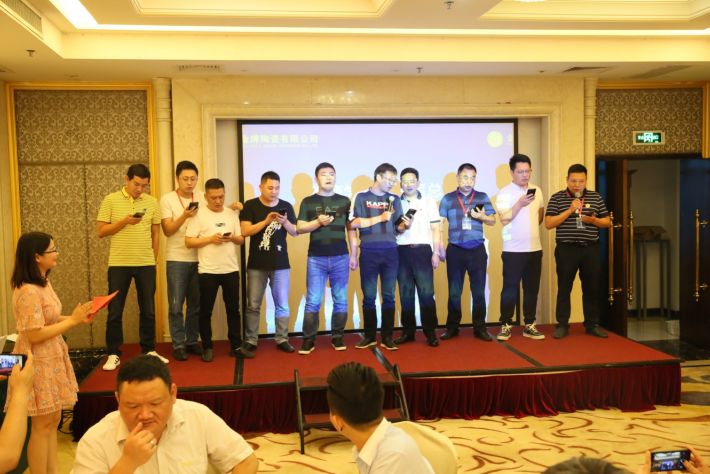 致胜未来,2019必须打赢的仗 记2019年金牌商学院(图29) 致胜未来,2019必须打赢的仗 记2019年金牌商学院(图29)