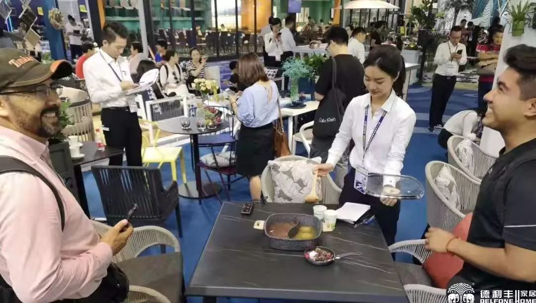 < NEWS >德利丰岩板新风潮卷席上海国际家具展览会(图10)